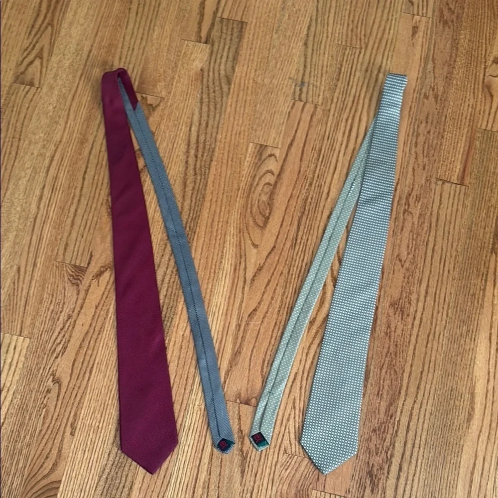 Elegant Burgundy and Gray silk Ties Set Tommy Hilfiger - Picture 1 of 5